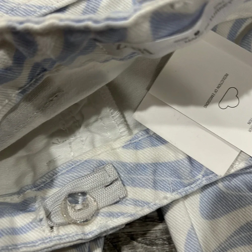 Zara Wavy Jeans